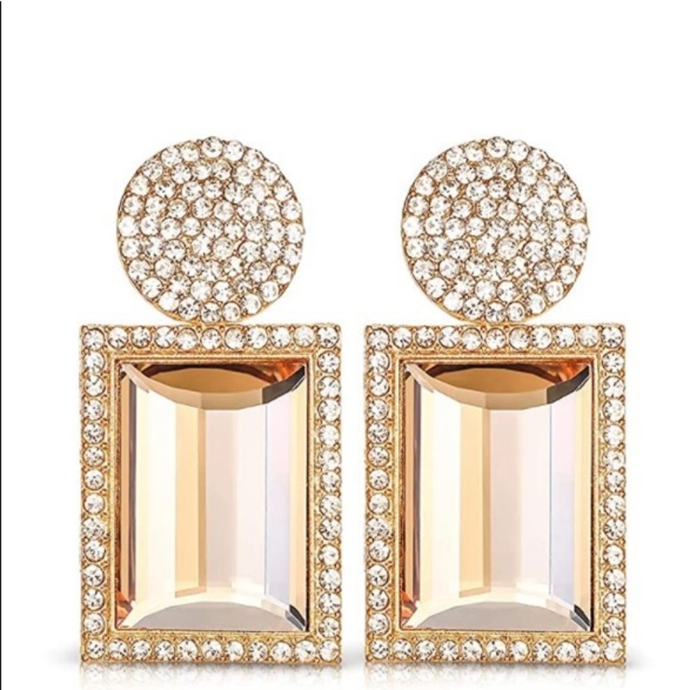 Glam Earrings - Picture 4 of 4